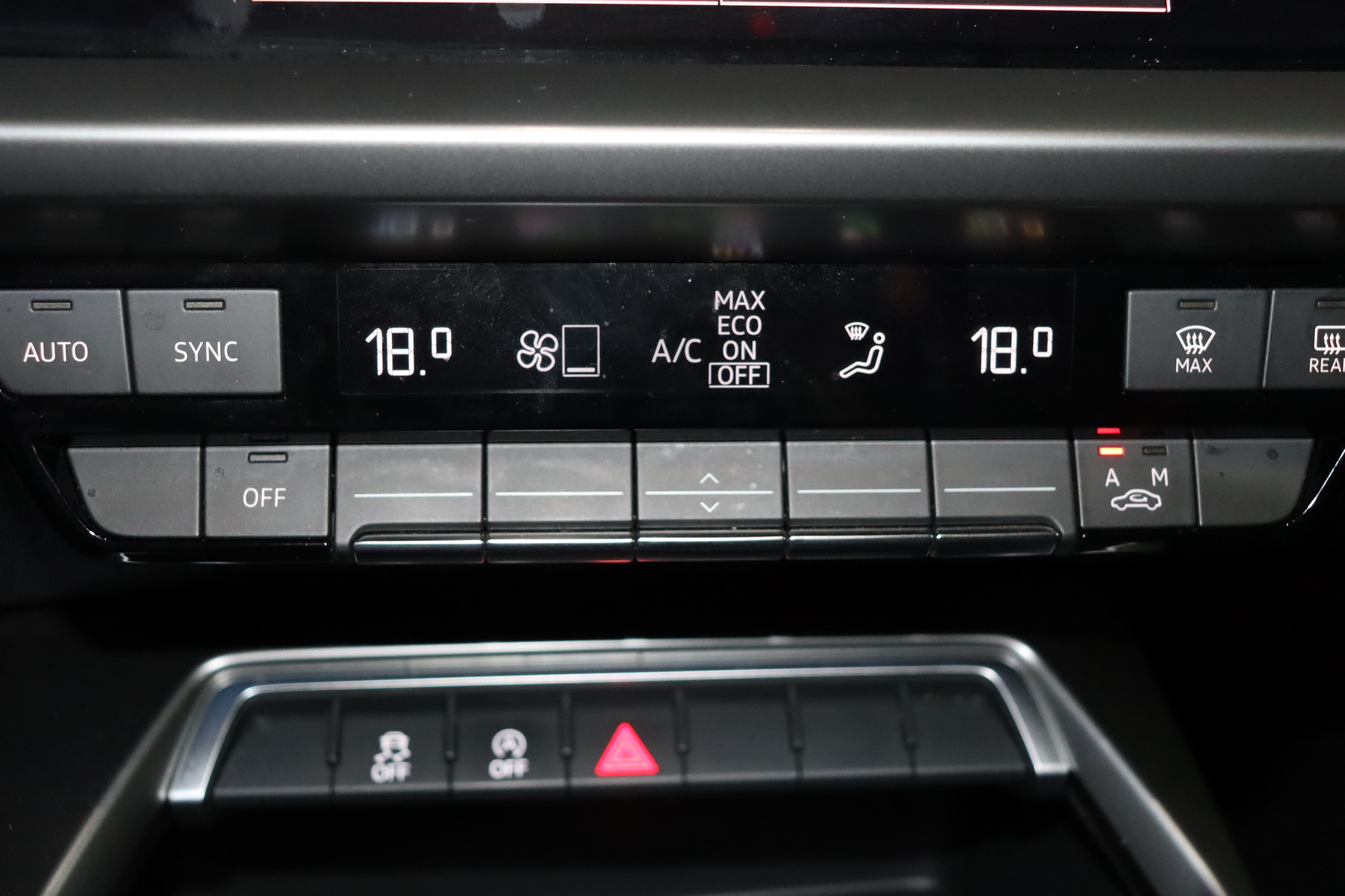 Audi - A3 8Y vanaf 2020 Kachelbedieningspaneel reparatie