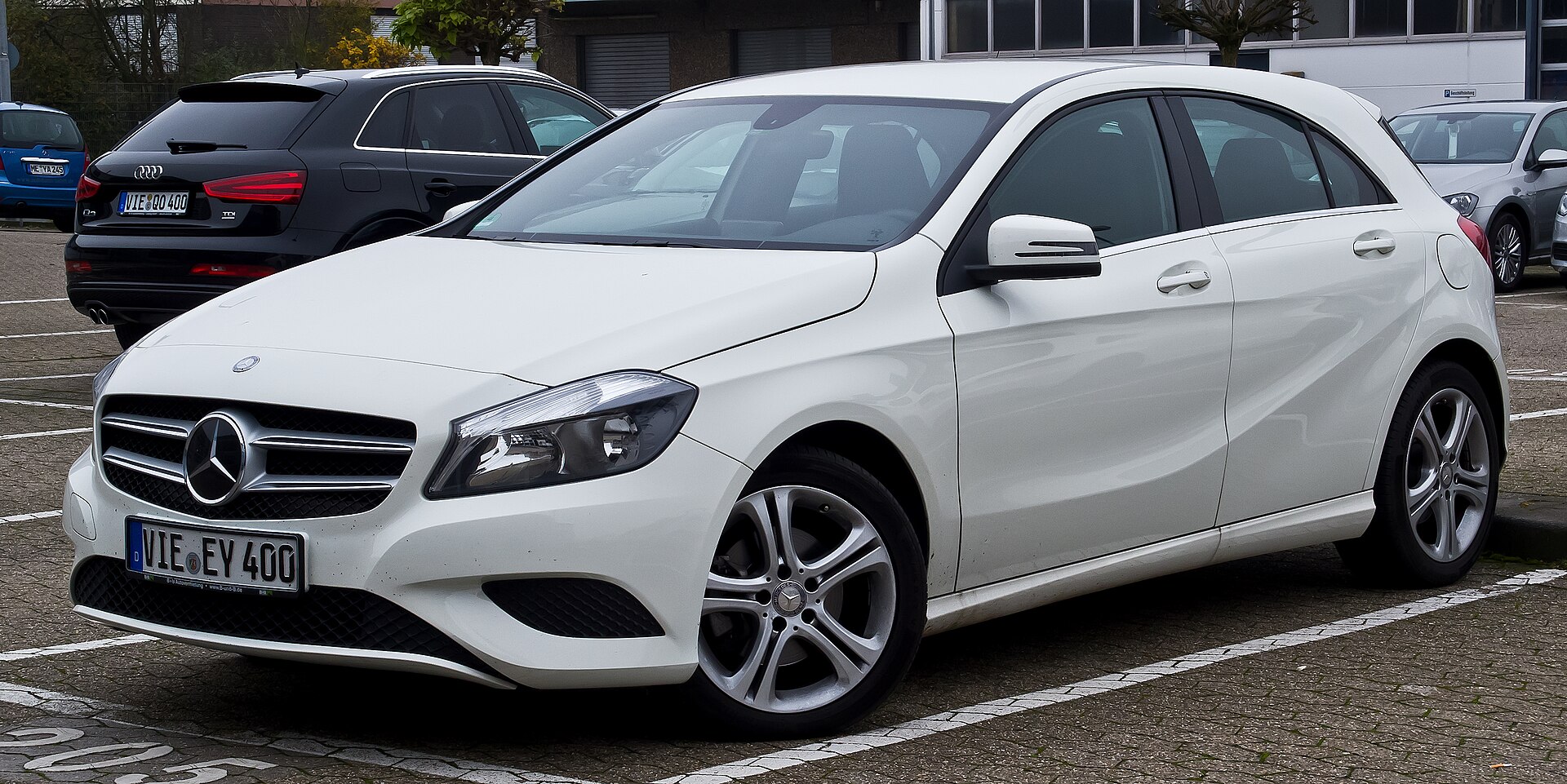 Mercedes - A-klasse W176 vanaf 2013 Navigatietoestel reparatie
