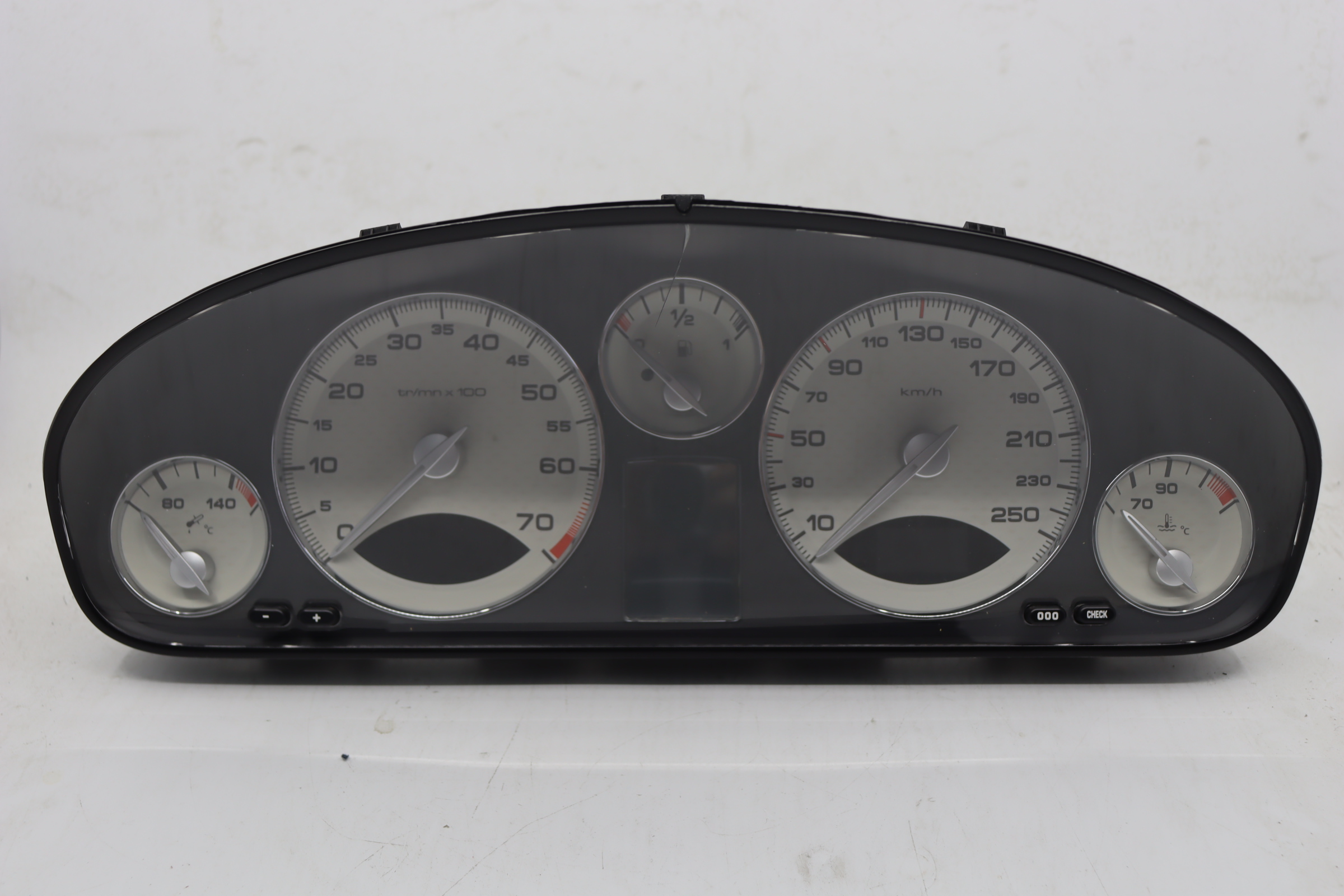 Peugeot - 607 facelift vanaf 2004 Tellerpaneel reparatie