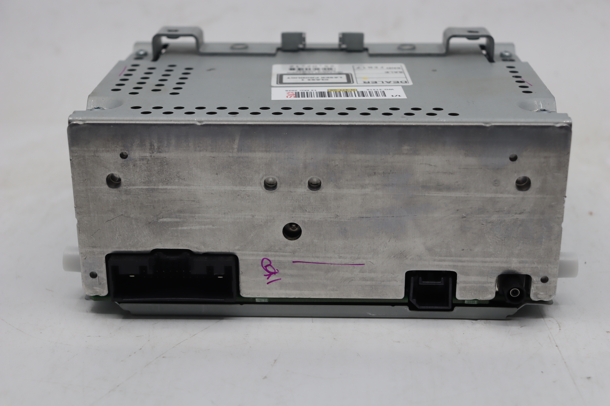 Ford - Fiësta MK 6 facelift vanaf 2012 Bedieningspaneel Radio reparatie