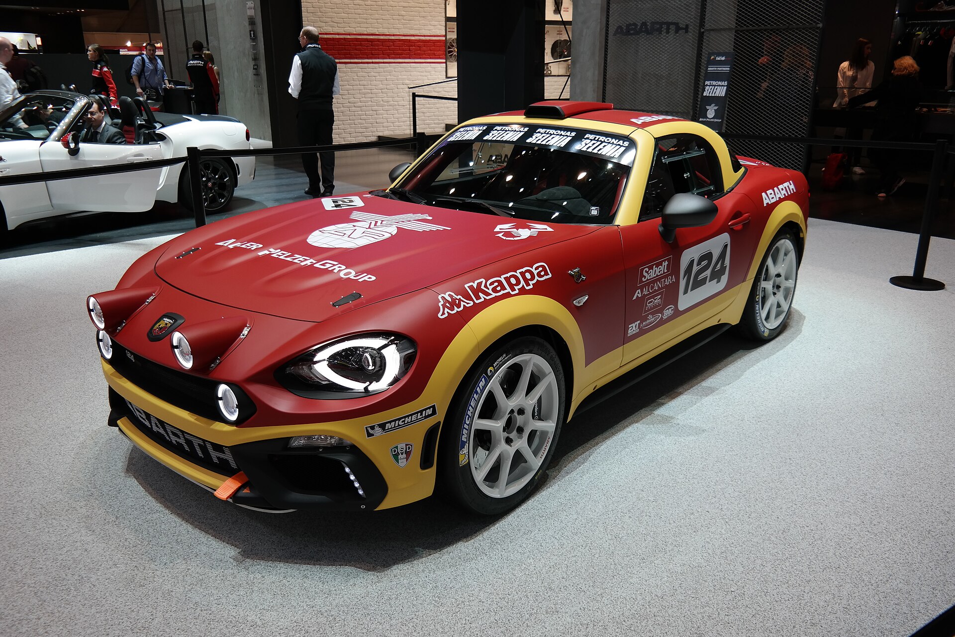 Abarth - 124 Spider vanaf 2016 Navigatiescherm reparatie