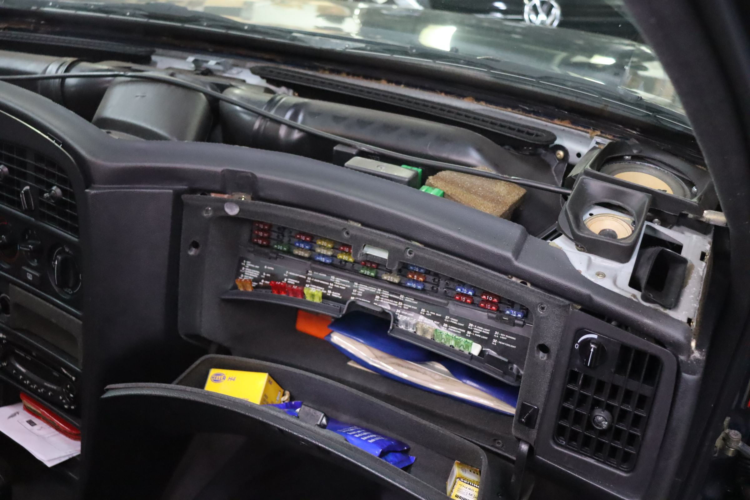 Saab - 9000 1ste facelift vanaf 1991 Tellerpaneel reparatie