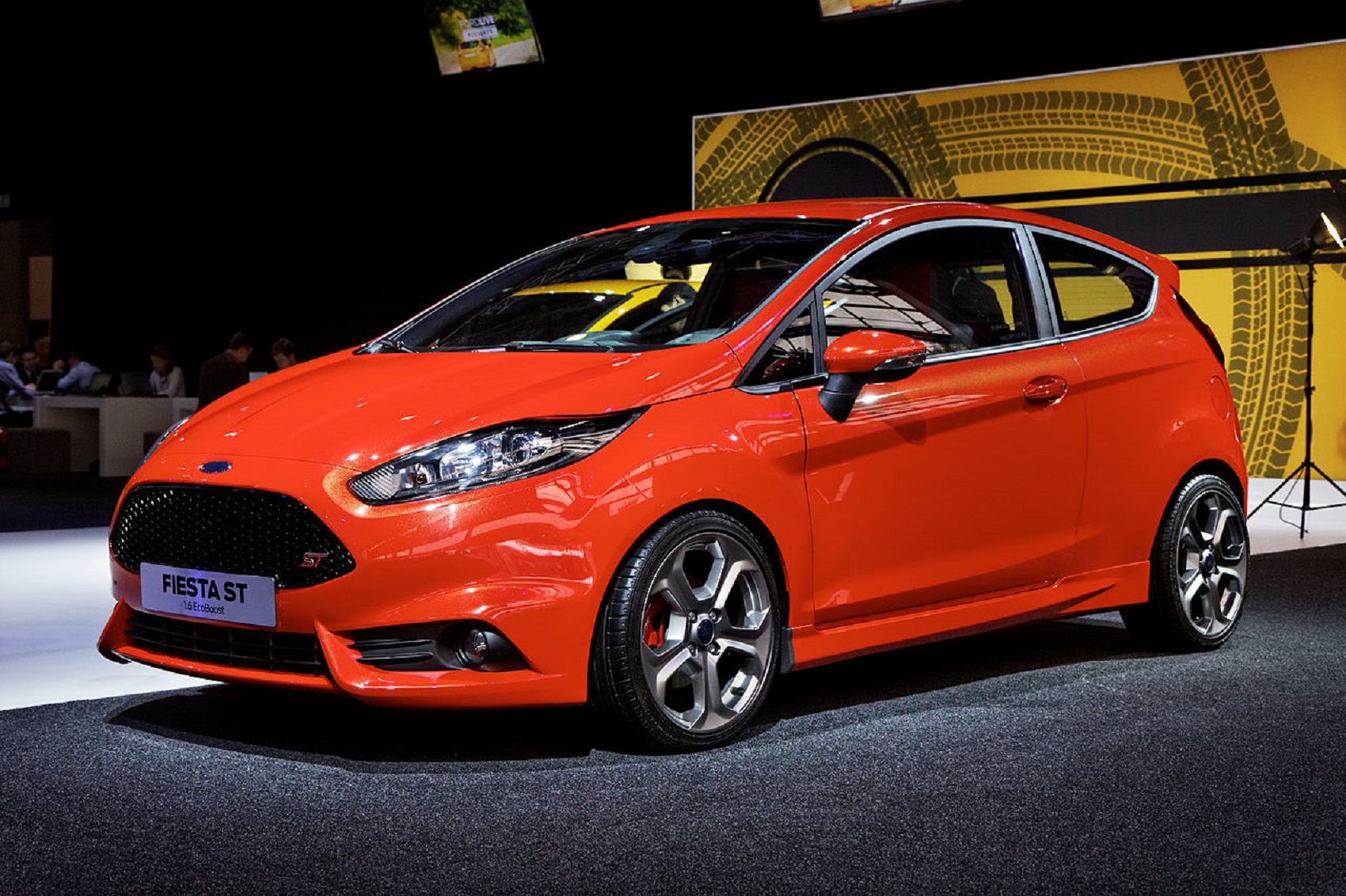 Ford - Fiësta MK 6 facelift vanaf 2012 Tellerpaneel reparatie