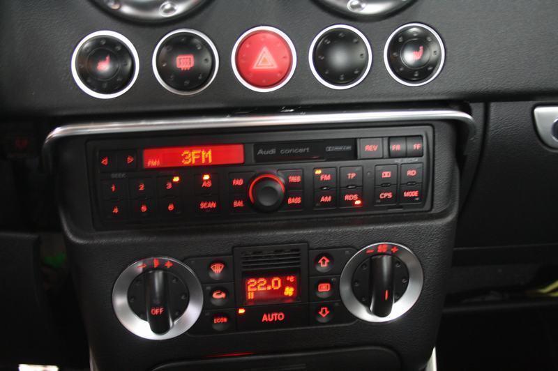 Audi - A2 8Z vanaf 1999 Radio CD-Speler reparatie
