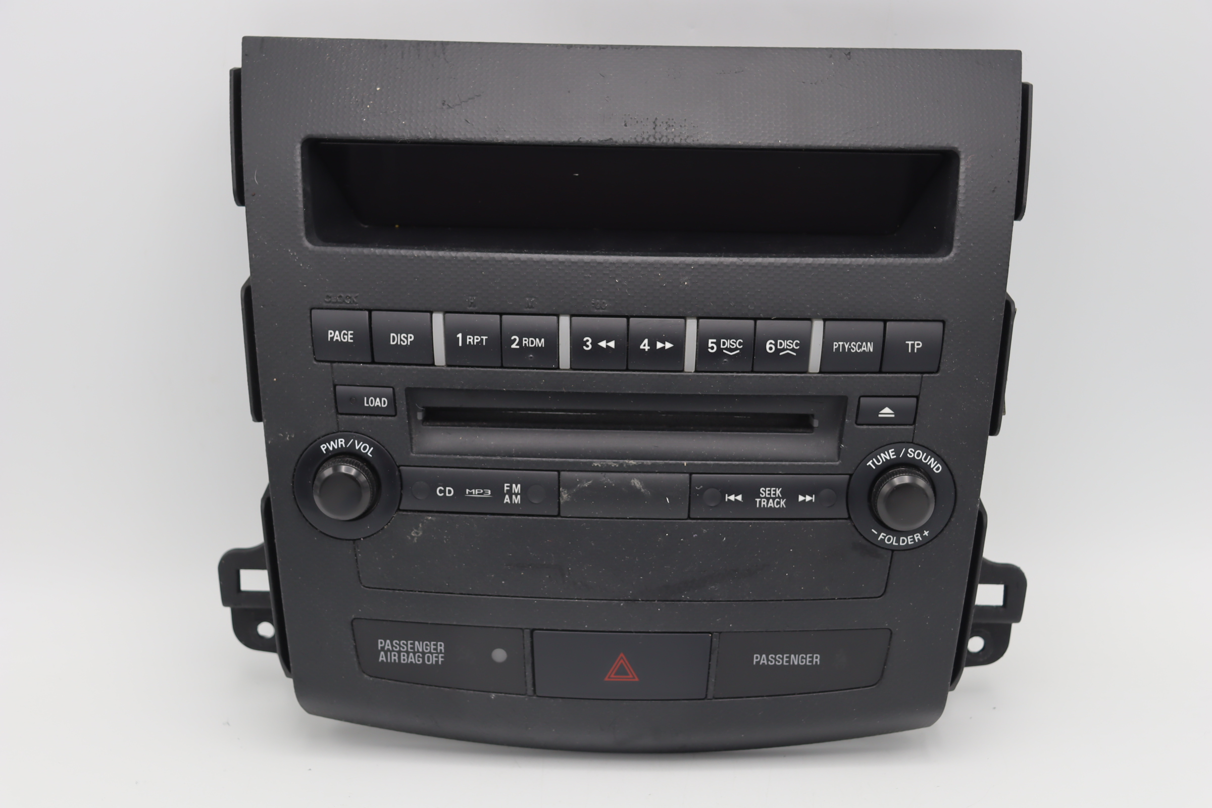 Mitsubishi - Outlander tweede gen. vanaf 2006 Radio CD-Speler reparatie