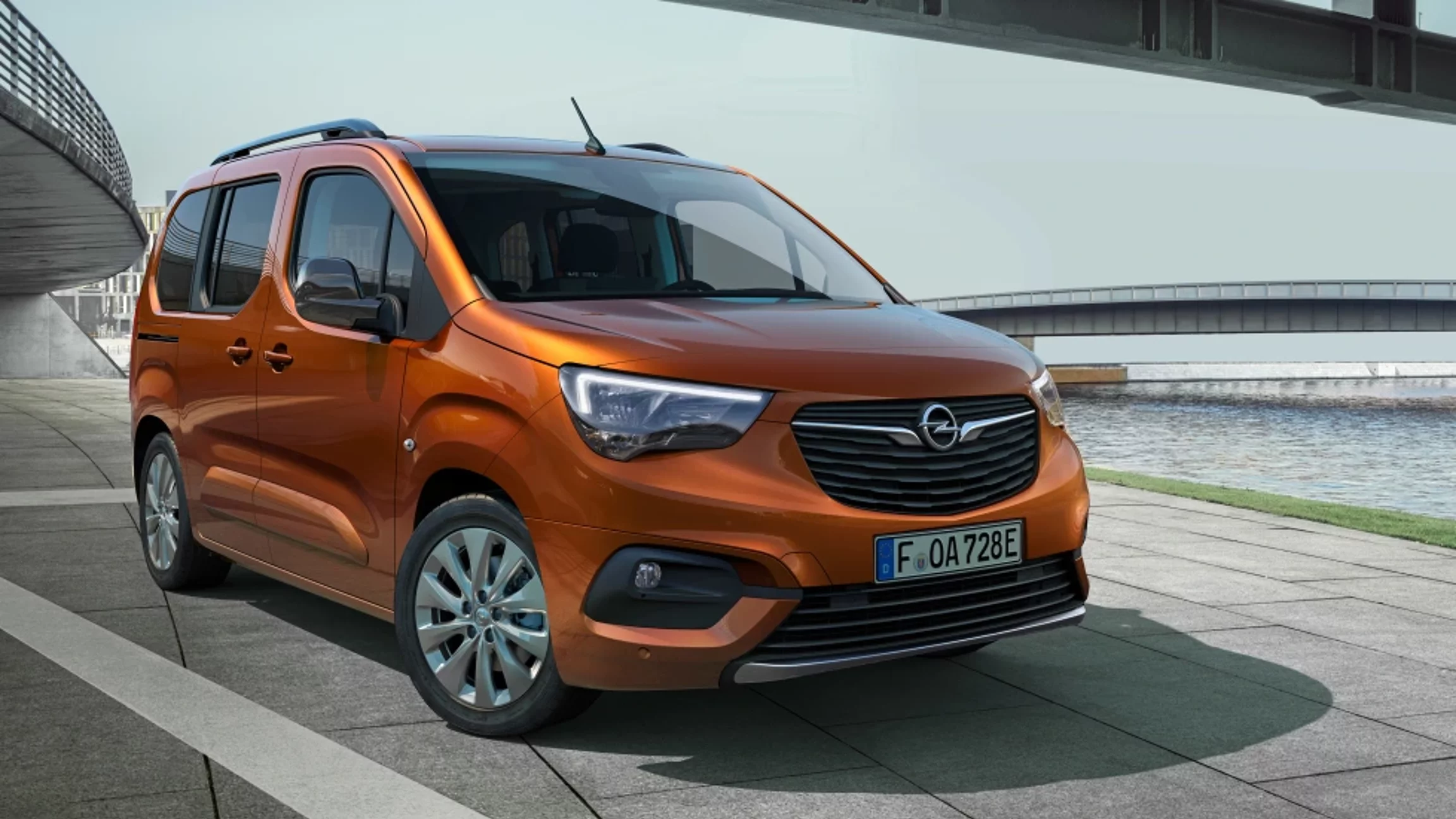 Opel - Combo-e-Life 2021 OBC reparatie