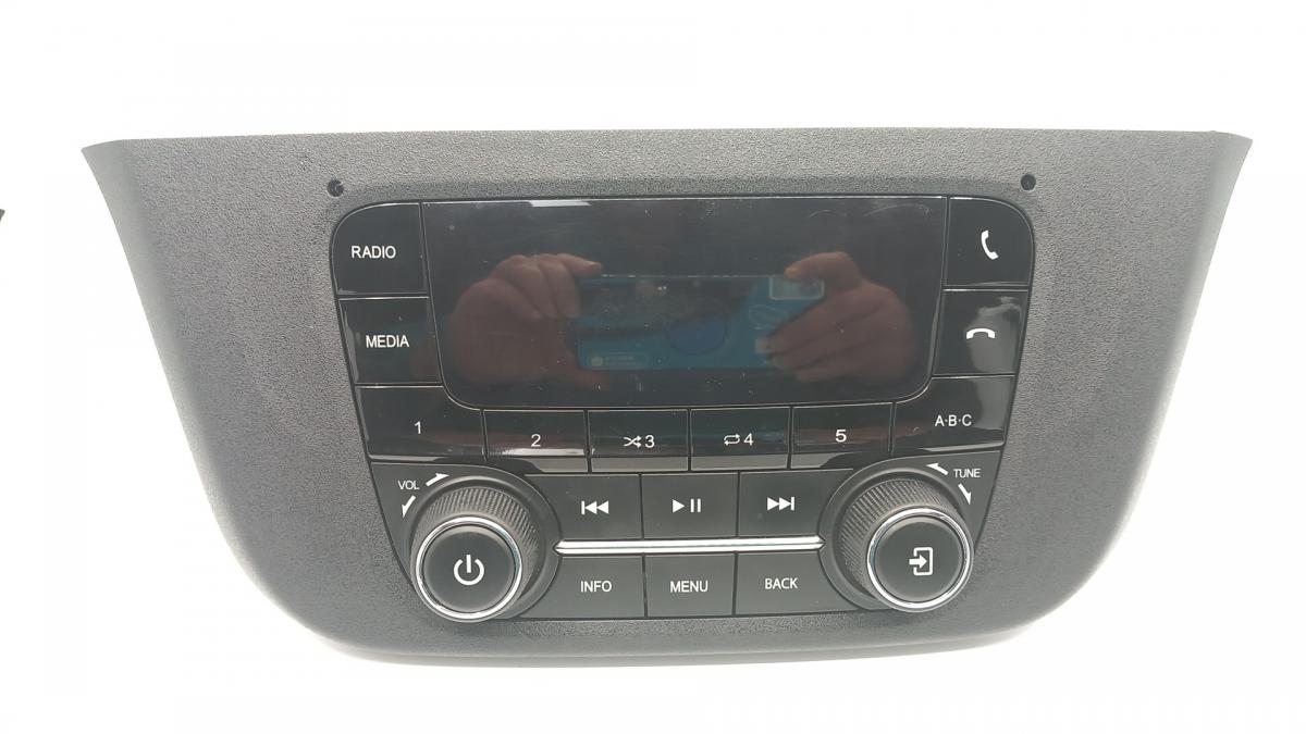 Aftermarket Radios - Daily 7 vanaf 2019 Mediatoestel reparatie