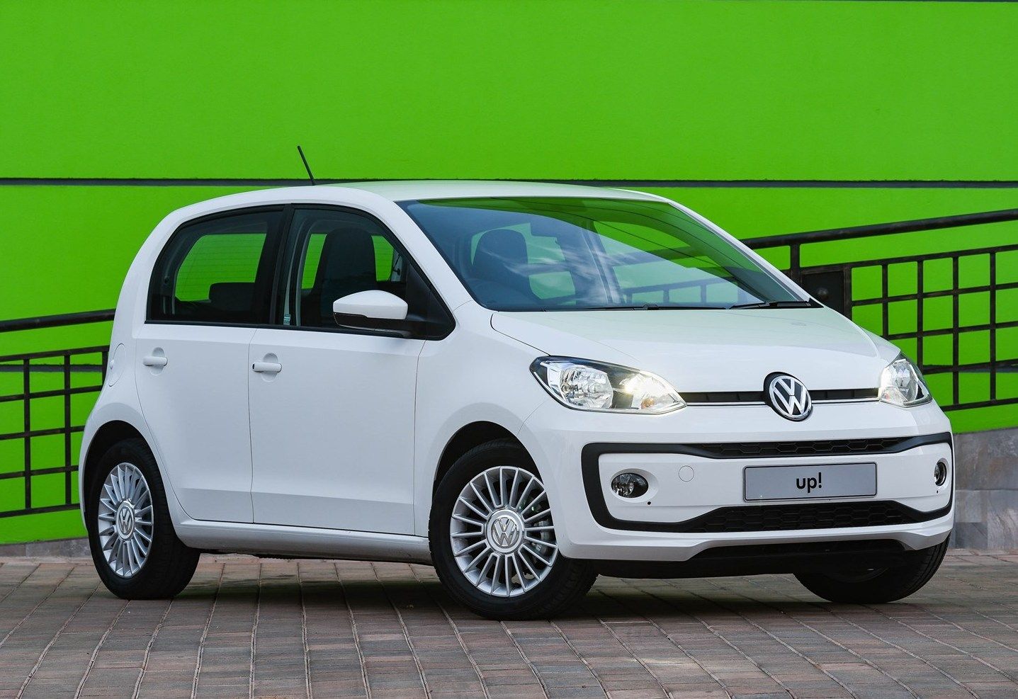 Linde - Up! facelift vanaf 2016 Radio mediatoestel reparatie